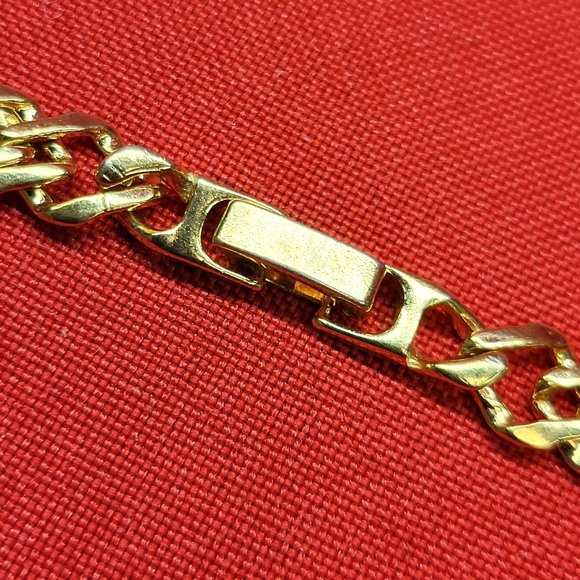 Gold Plate Curb Link Chain Necklace - Picture 8 of 10